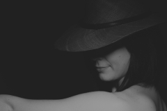 Chapeau-bas